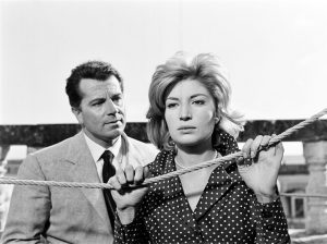 Read more about the article Bir Film Önerisi: Macera “L’Avventura”